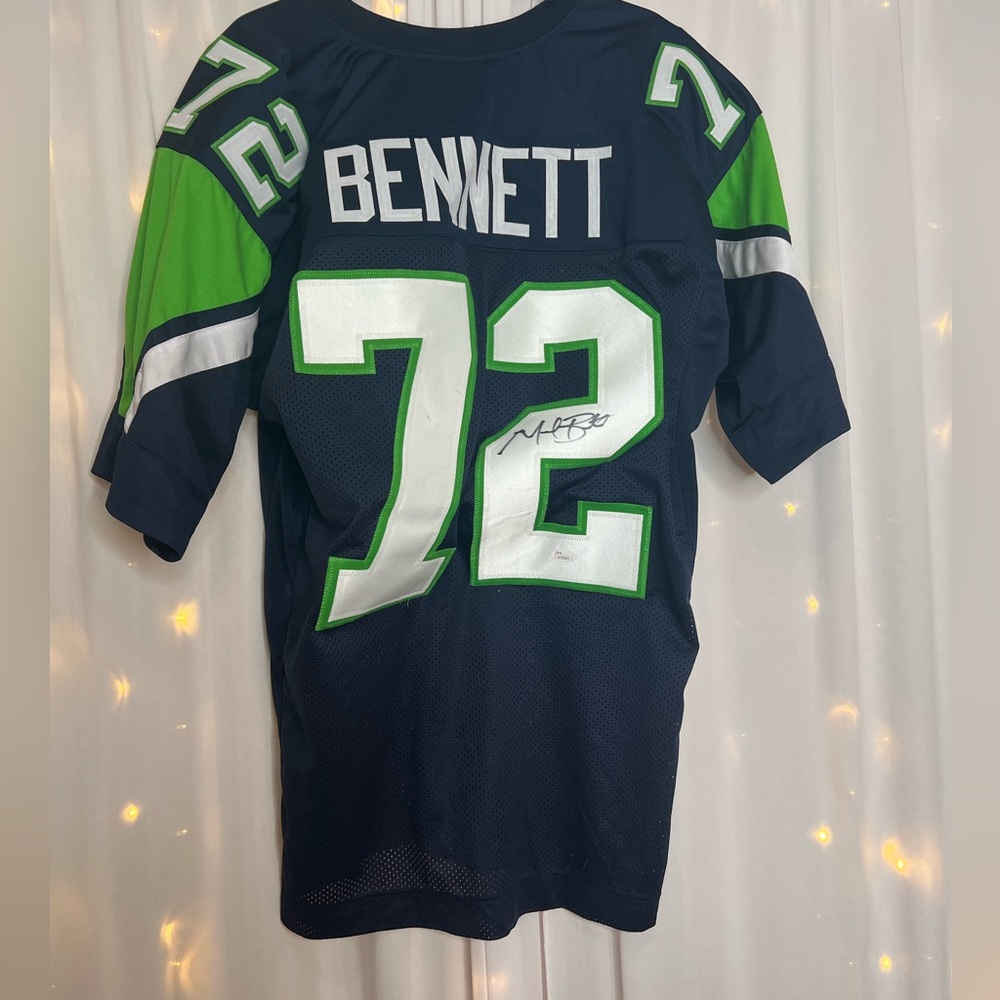 Signed Bennett Seahawks Jersey